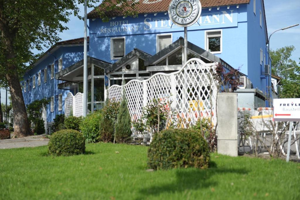 Hotel-Restaurant Steuermann Karlsruhe Exterior photo